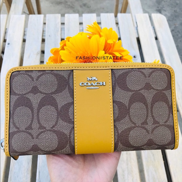 Coach signature PVC leather Khaki flax wallet new - Picture 2 of 8